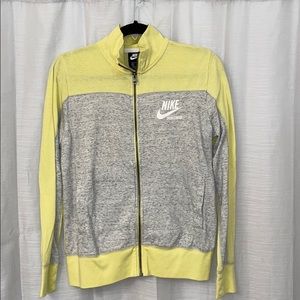 NIKE sweater